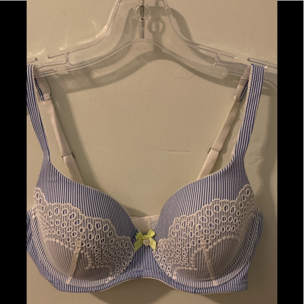 Victoria’s Secret Bra